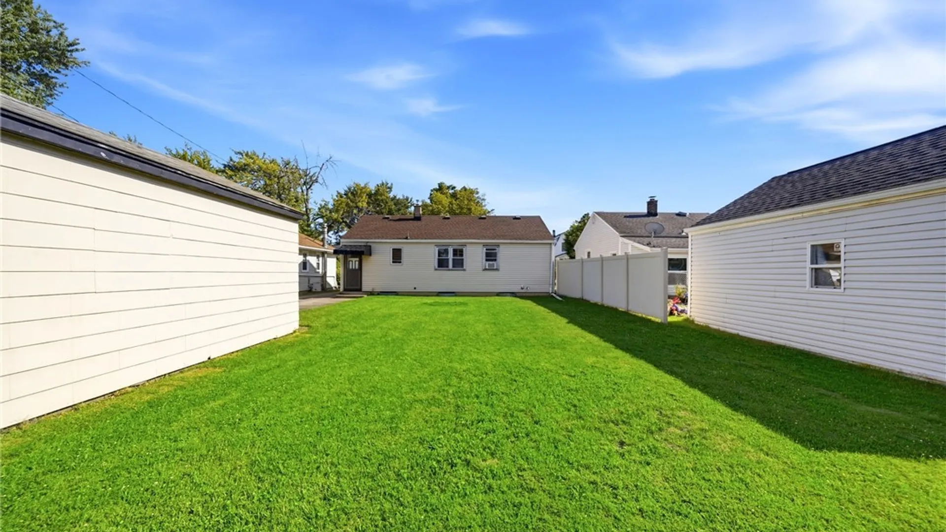 Property at 66 Cleveland Drive, Tonawanda, NY 14223 38
