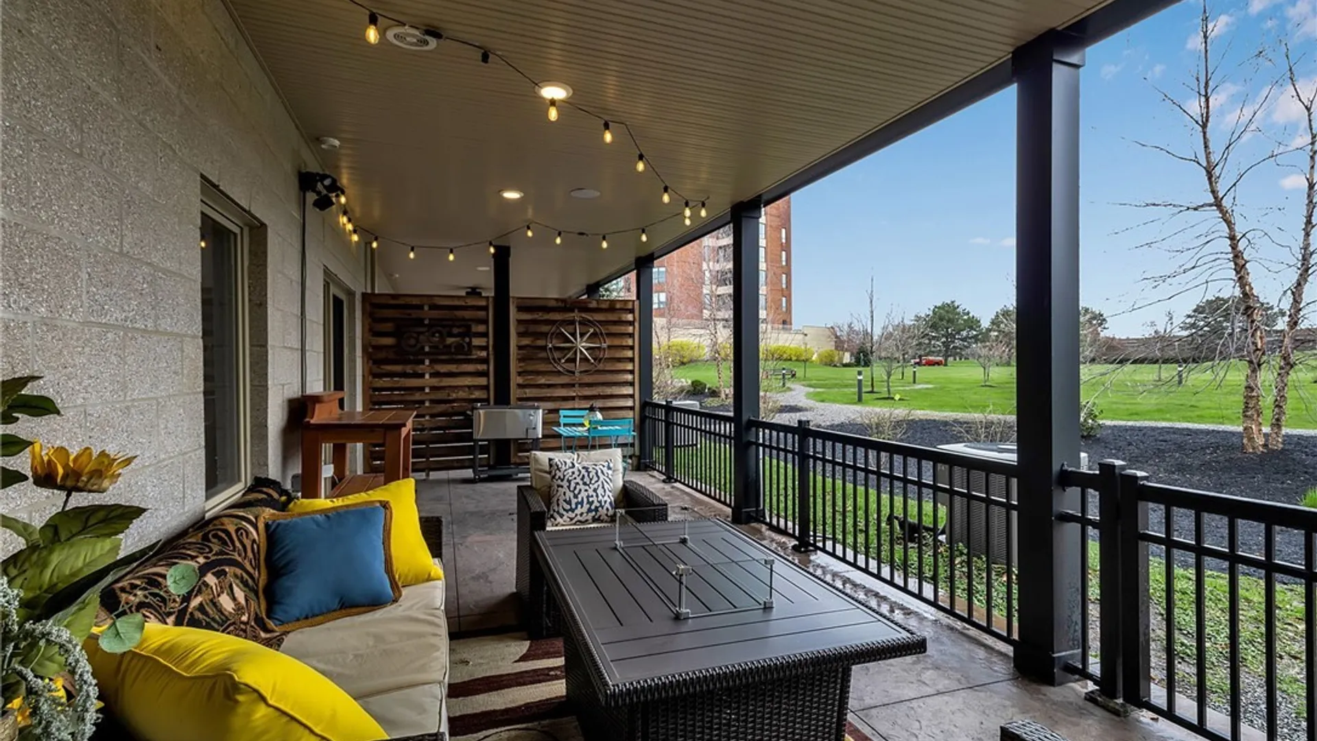 Property at 37 Ojibwa Circle, Buffalo, NY 14202 42