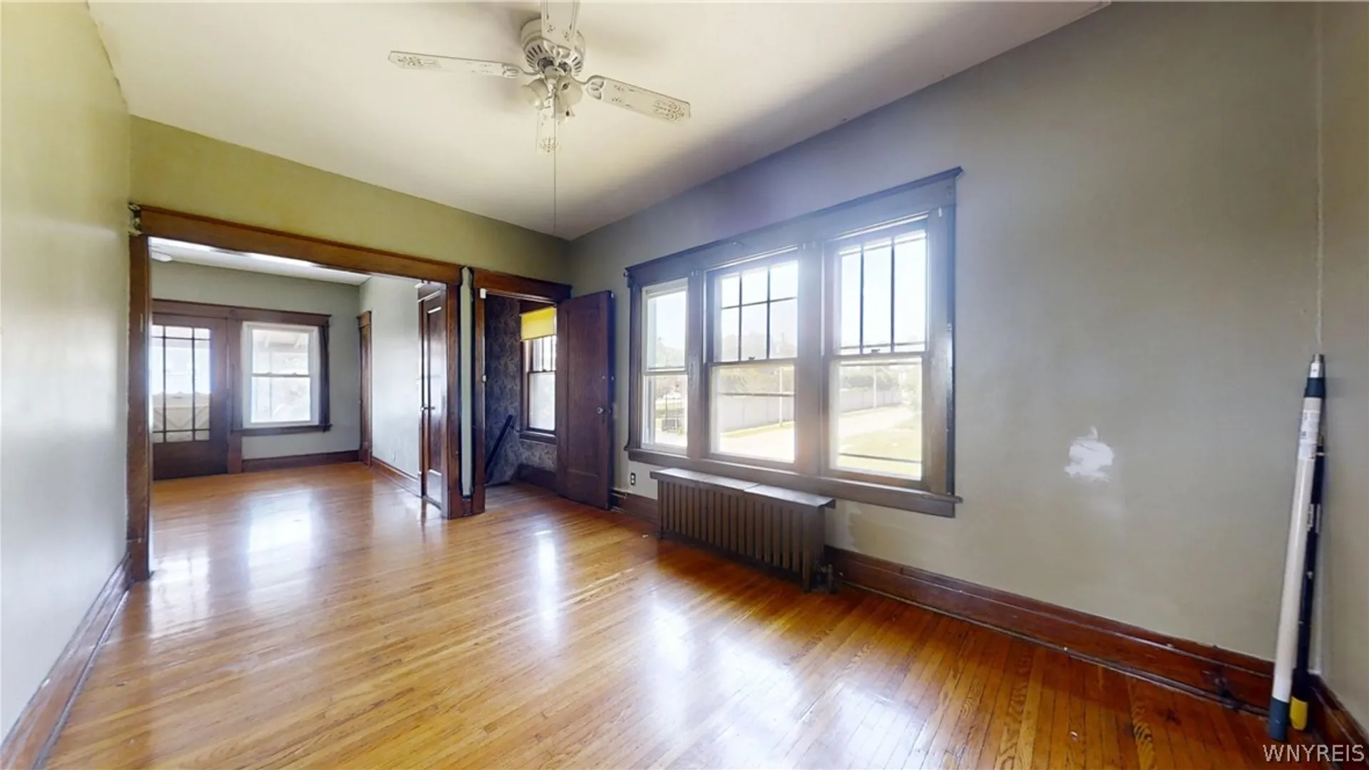 Property at 425 Johnson Street, Buffalo, NY 14211 5