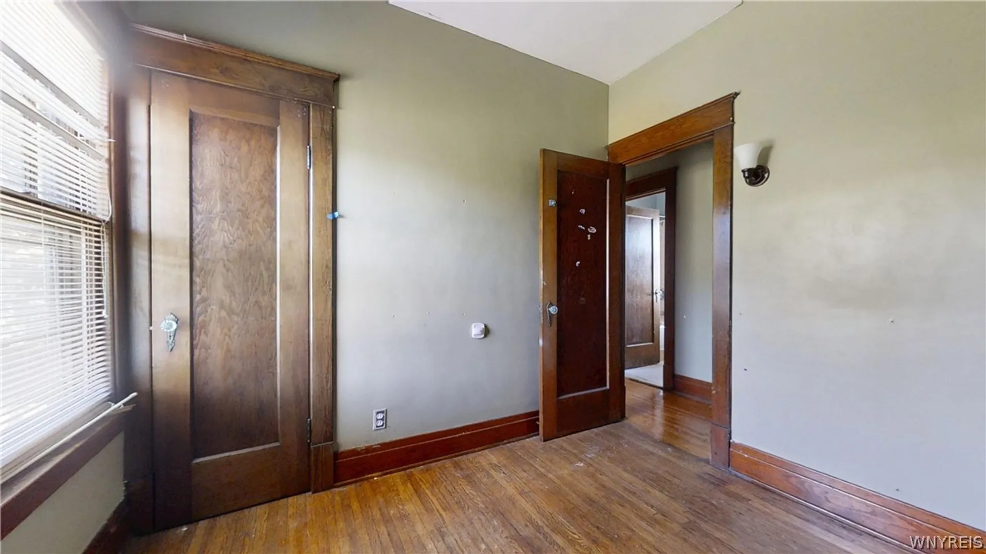Property at 425 Johnson Street, Buffalo, NY 14211 11