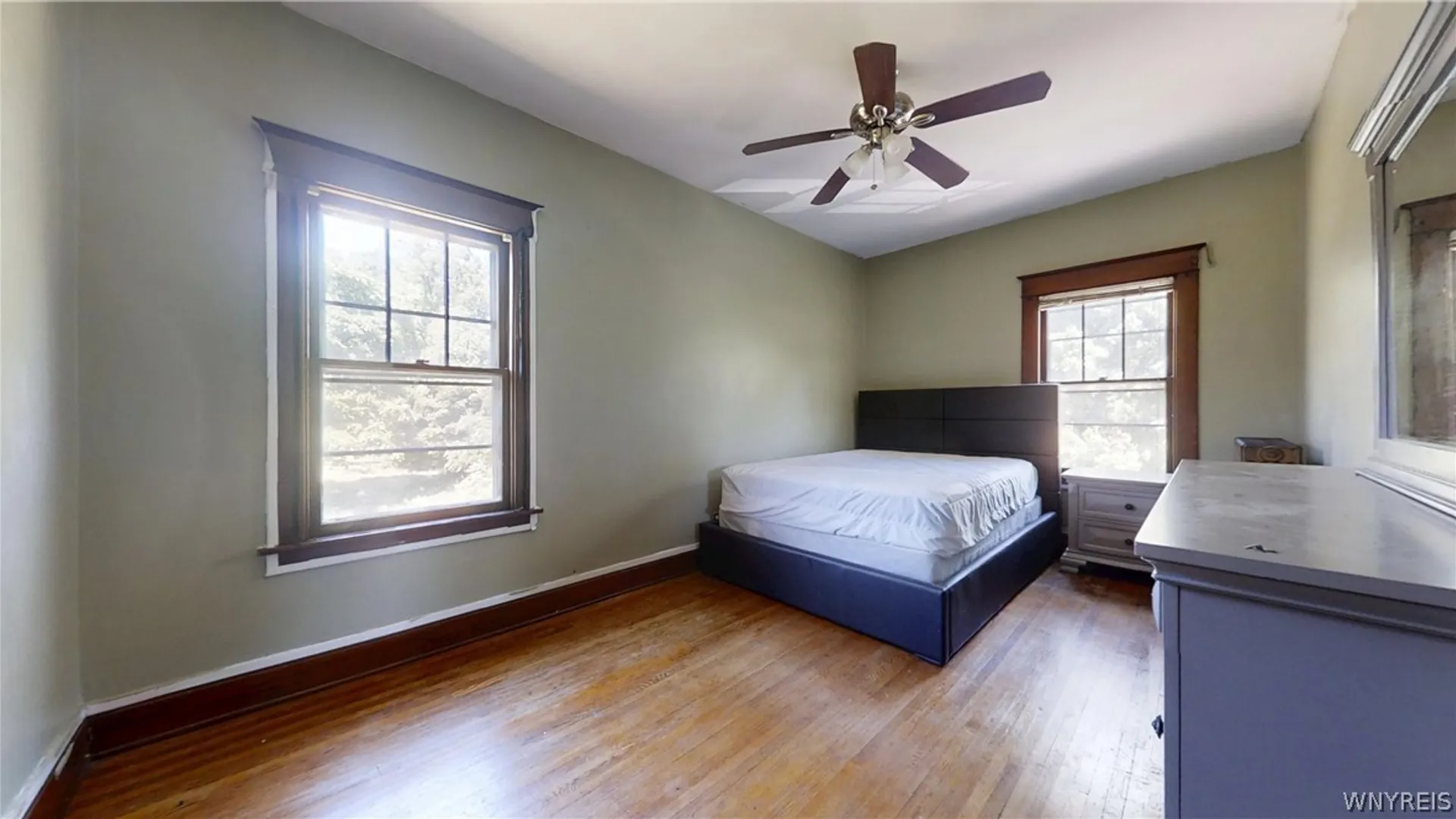 Property at 425 Johnson Street, Buffalo, NY 14211 13