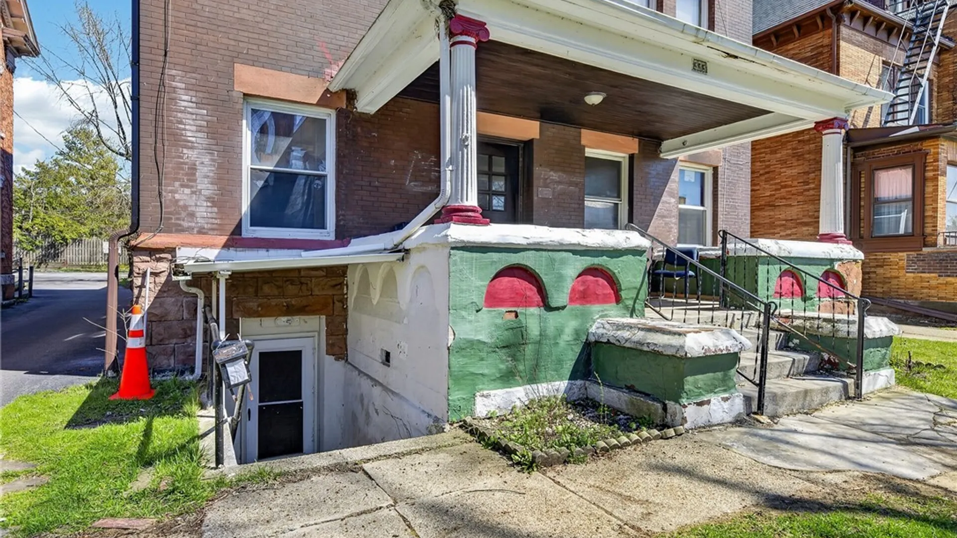 Property at 333 Elmwood Avenue, Buffalo, NY 14222 34
