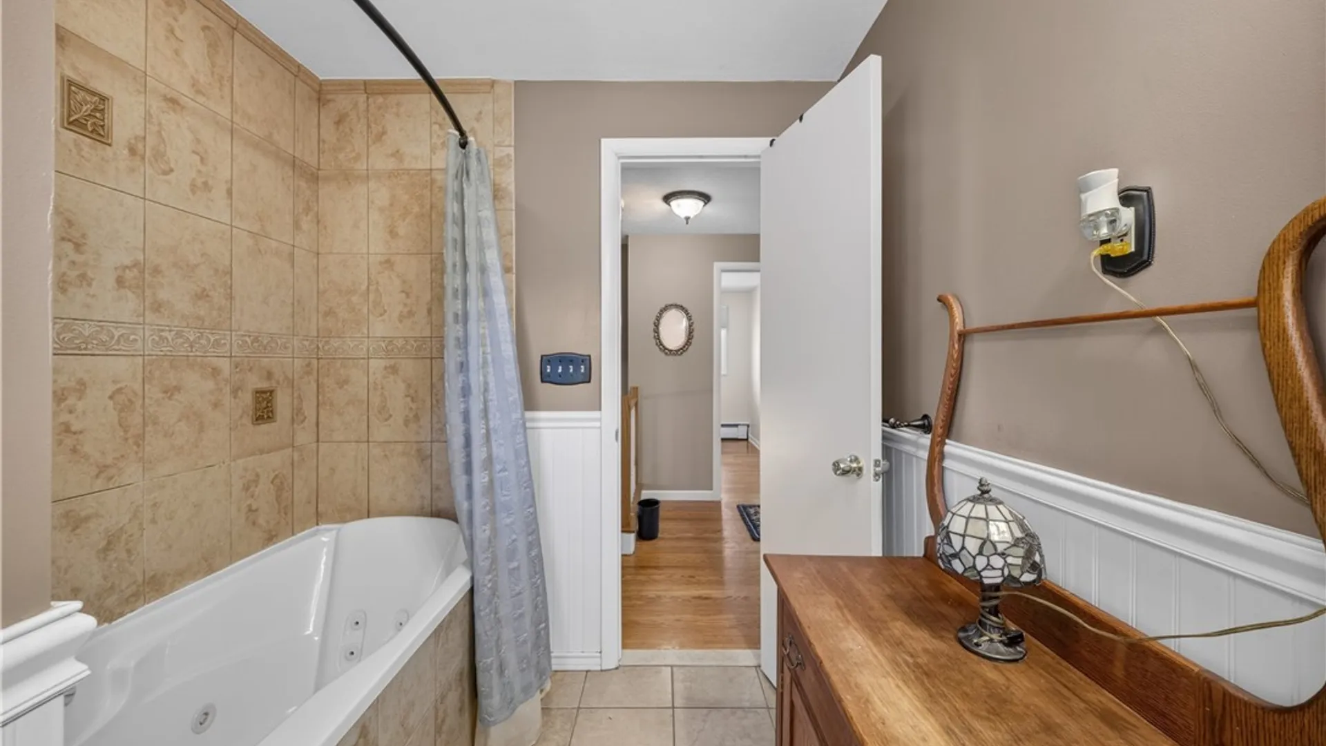 Property at 207 Eden Roc Circle, DeWitt, NY 13214 33
