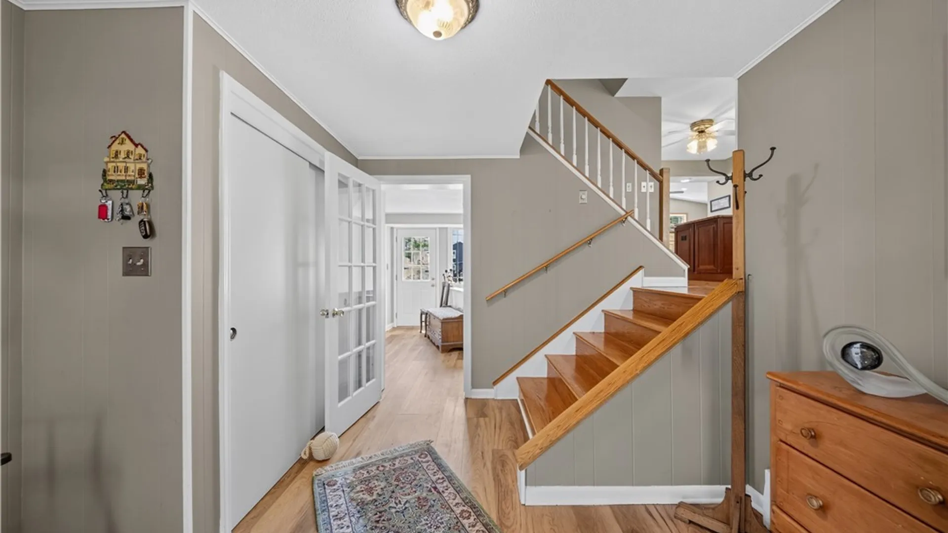Property at 207 Eden Roc Circle, DeWitt, NY 13214 3