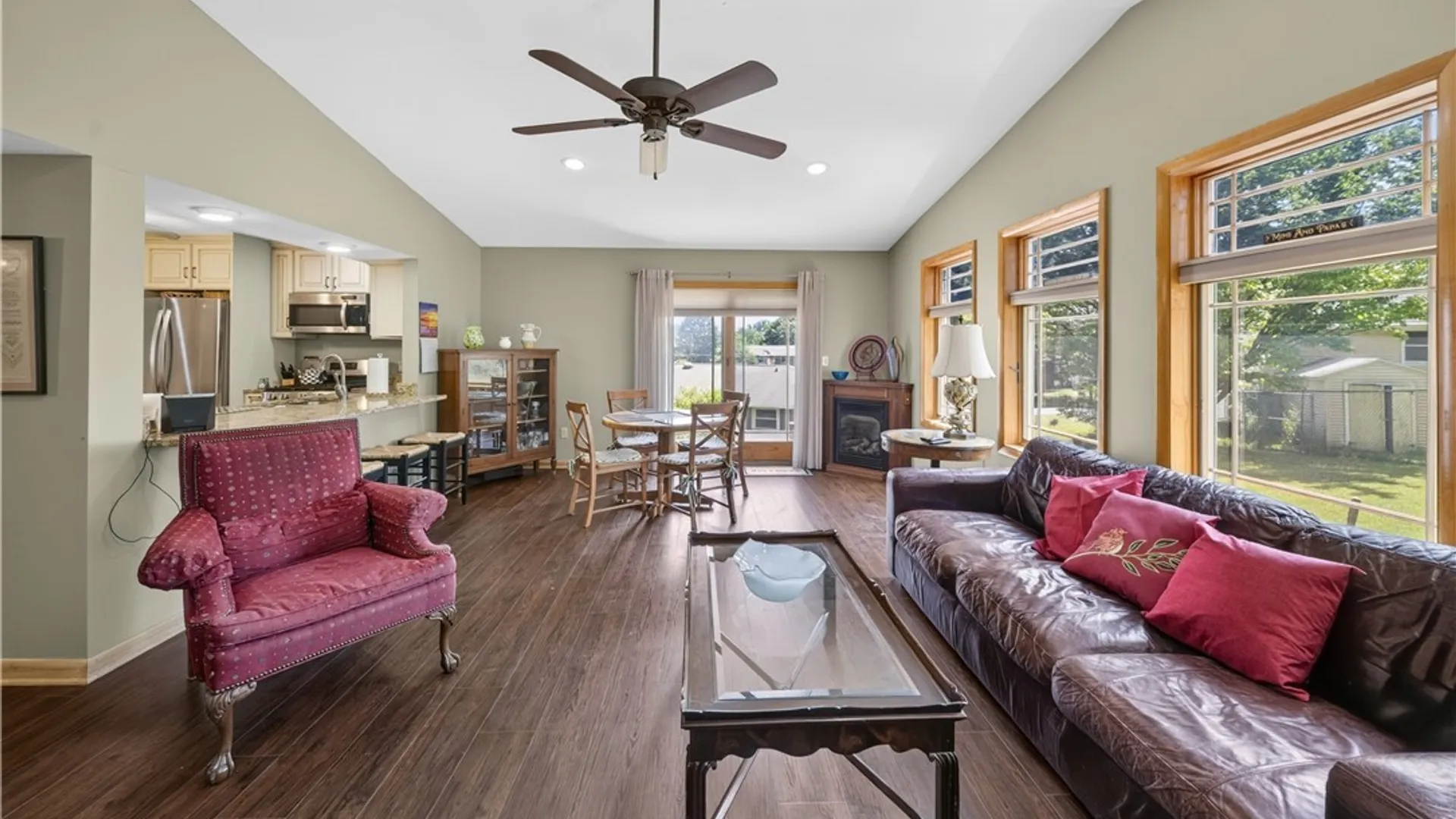 Property at 207 Eden Roc Circle, DeWitt, NY 13214 27