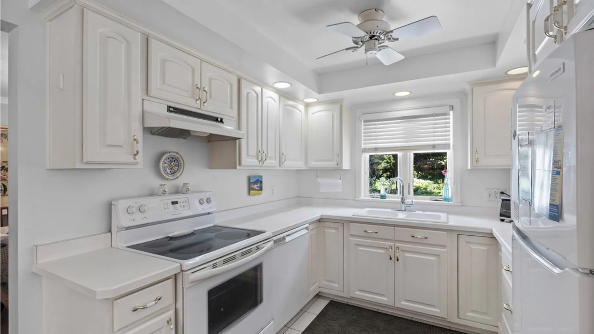 Property at 112 Washington Road, Pittsford, NY 14534 15