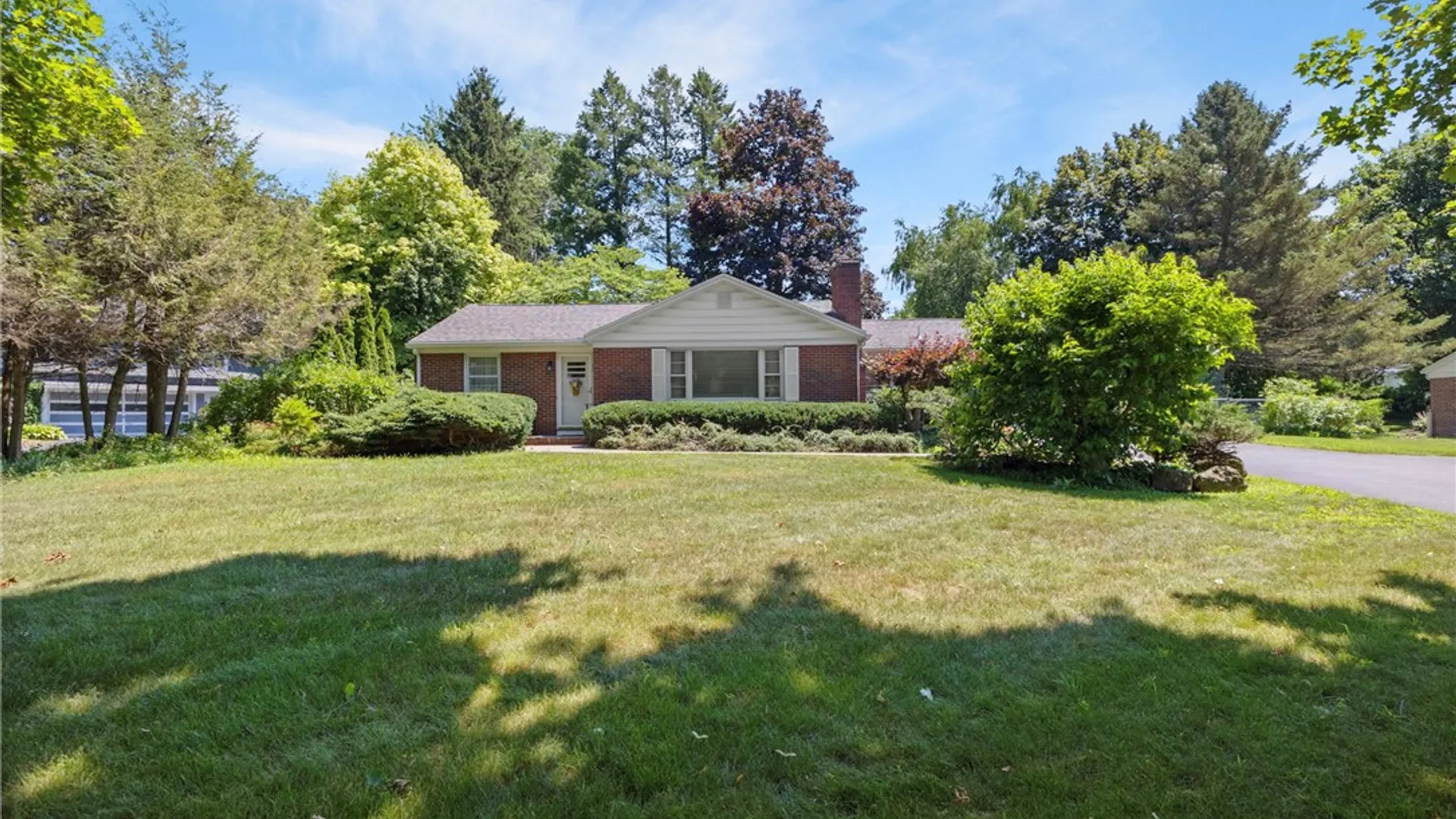 Property at 112 Washington Road, Pittsford, NY 14534 4
