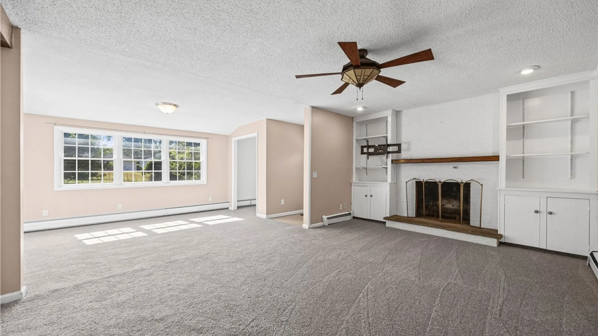 Property at 23 Musket Lane, Pittsford, NY 14534 18