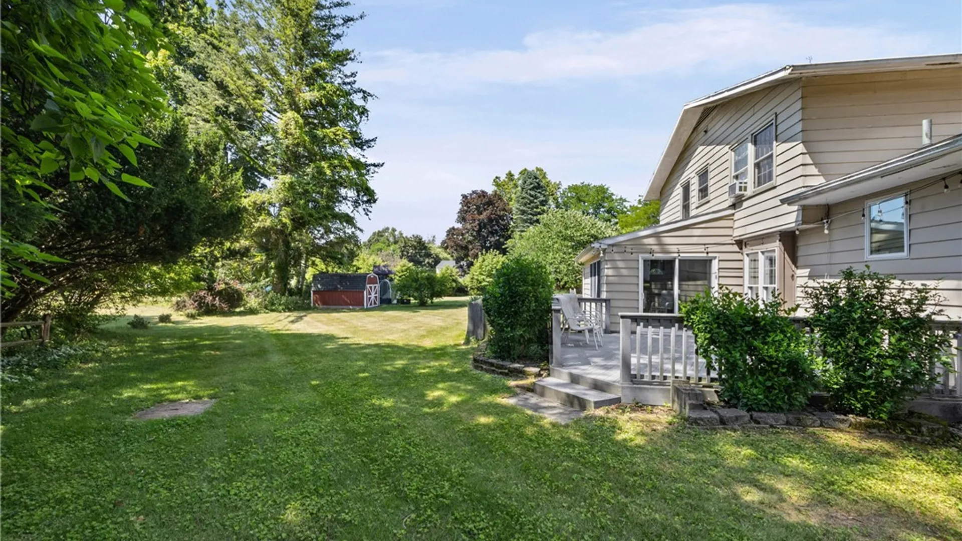 Property at 23 Musket Lane, Pittsford, NY 14534 44