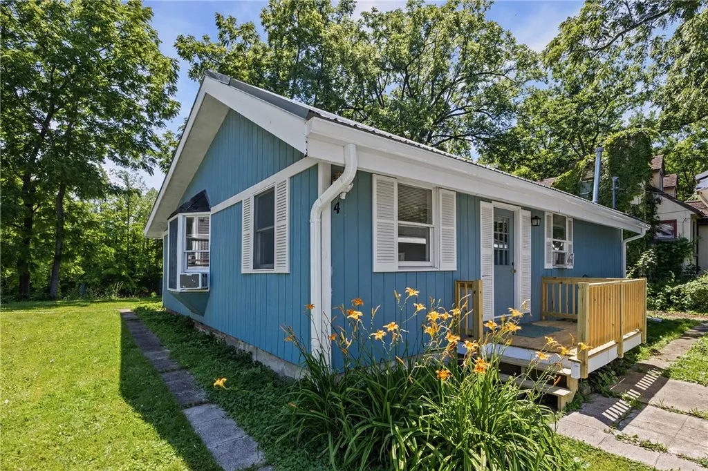 Property at 4 Milewood Road, Chili, NY 14546