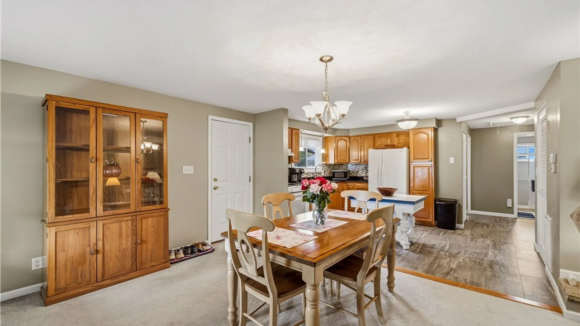 Property at 131 Burnside Drive, Tonawanda, NY 14150 9