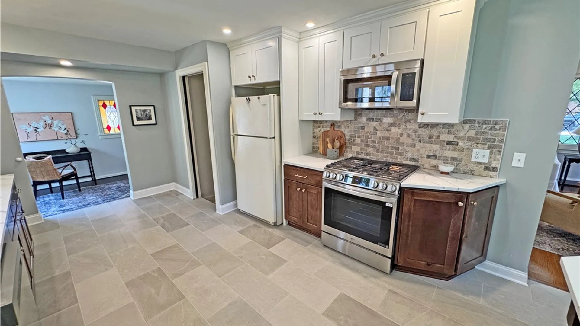 Property at 361 Hollywood Avenue, Brighton, NY 14618 16