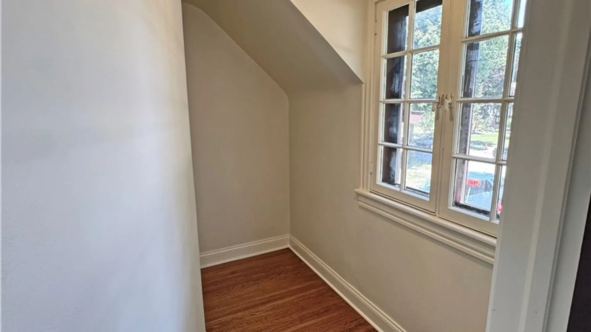 Property at 361 Hollywood Avenue, Brighton, NY 14618 32