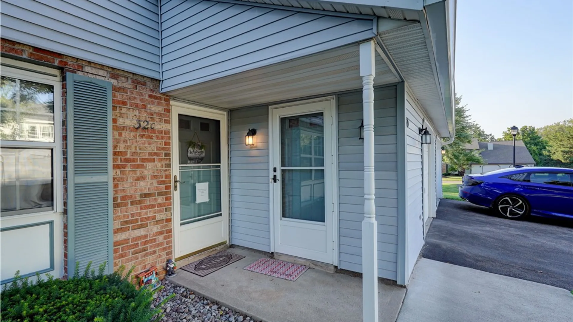 Property at 32 Chestnut Ct, Parma, NY 14468 2