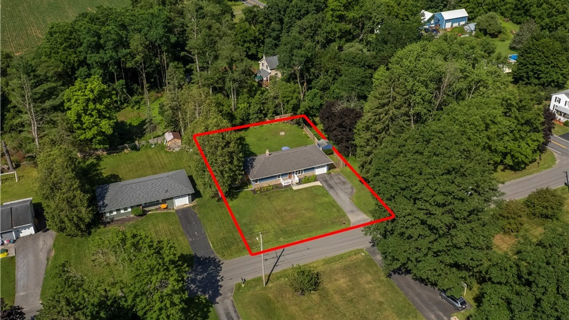 Property at 2 Berkshire Drive, Westmoreland, NY 13490 6