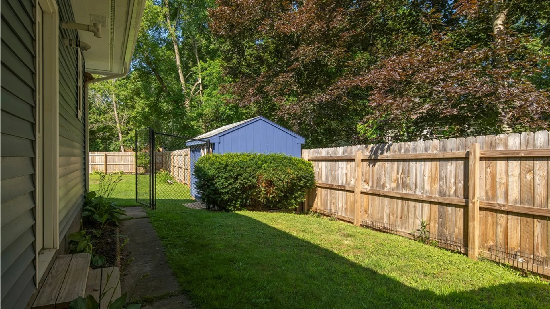 Property at 2 Berkshire Drive, Westmoreland, NY 13490 14