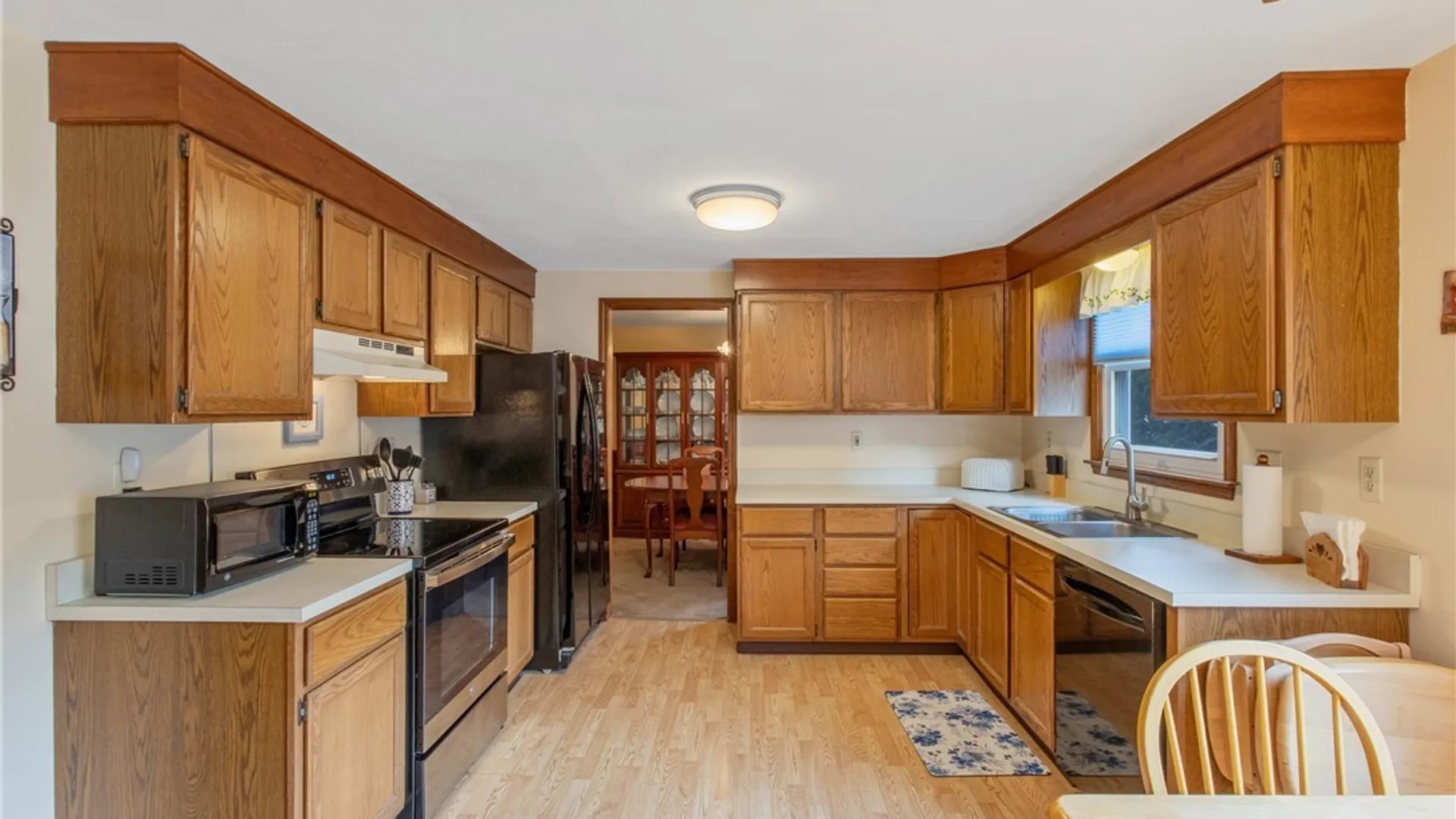 Property at 4134 Metauro Drive, Clay, NY 13090 6