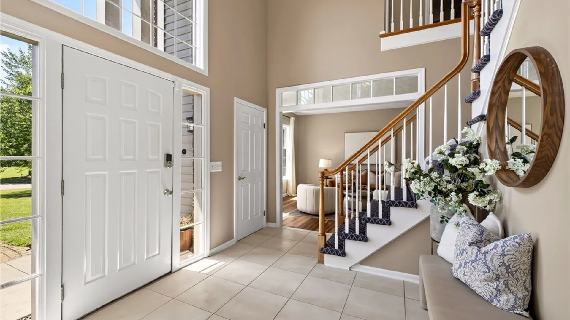 Property at 42 Cardogan Square, Penfield, NY 14625 3