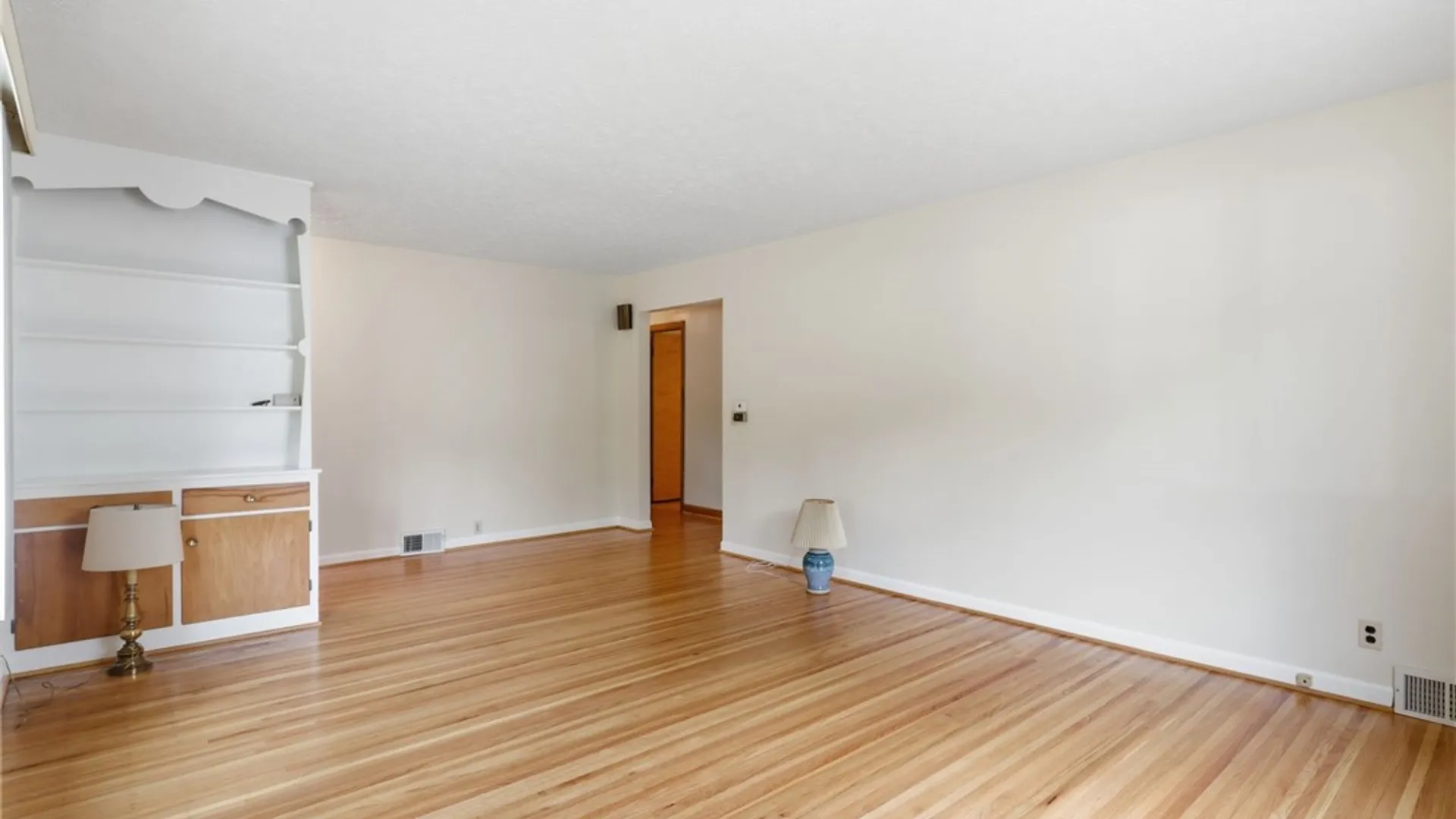Property at 314 Roosevelt Road, East Rochester, NY 14445 6