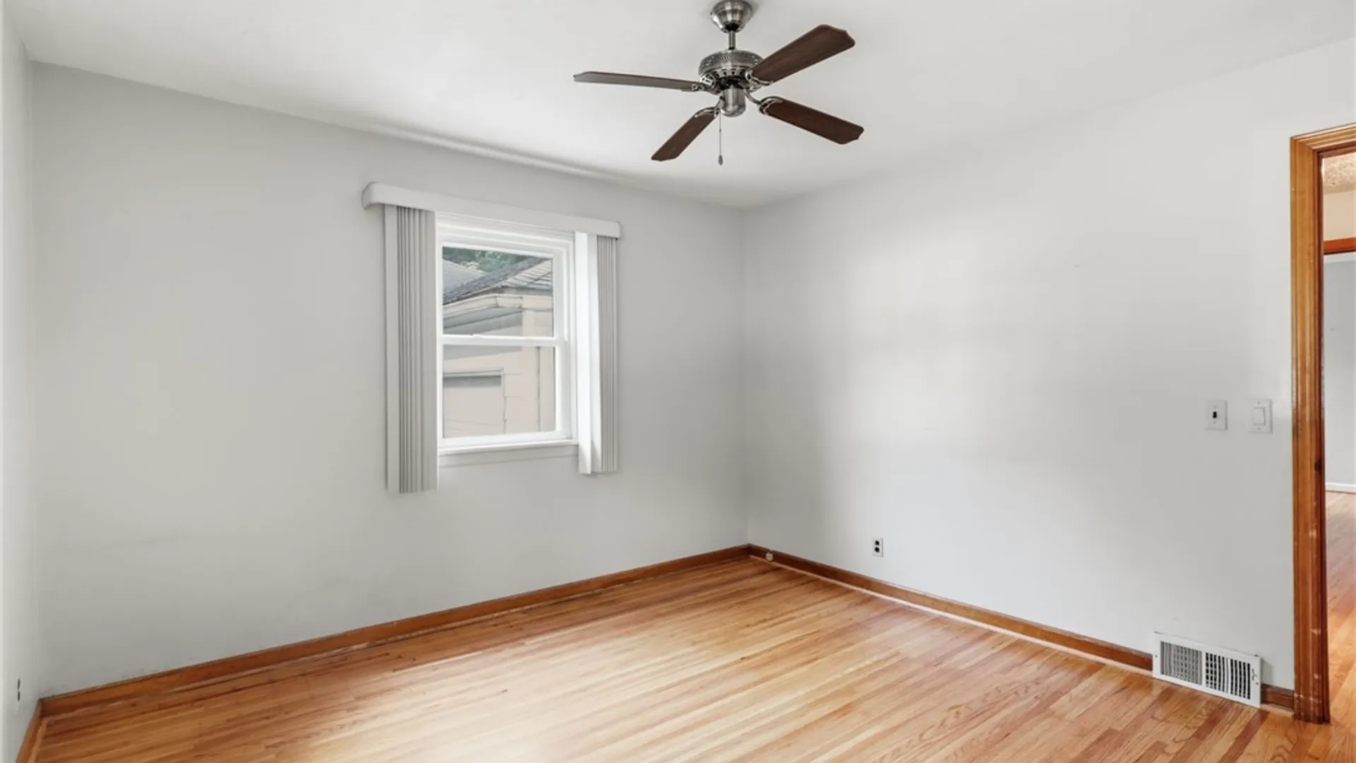 Property at 314 Roosevelt Road, East Rochester, NY 14445 12