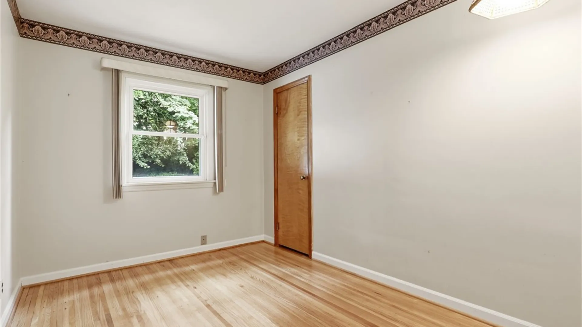 Property at 314 Roosevelt Road, East Rochester, NY 14445 17