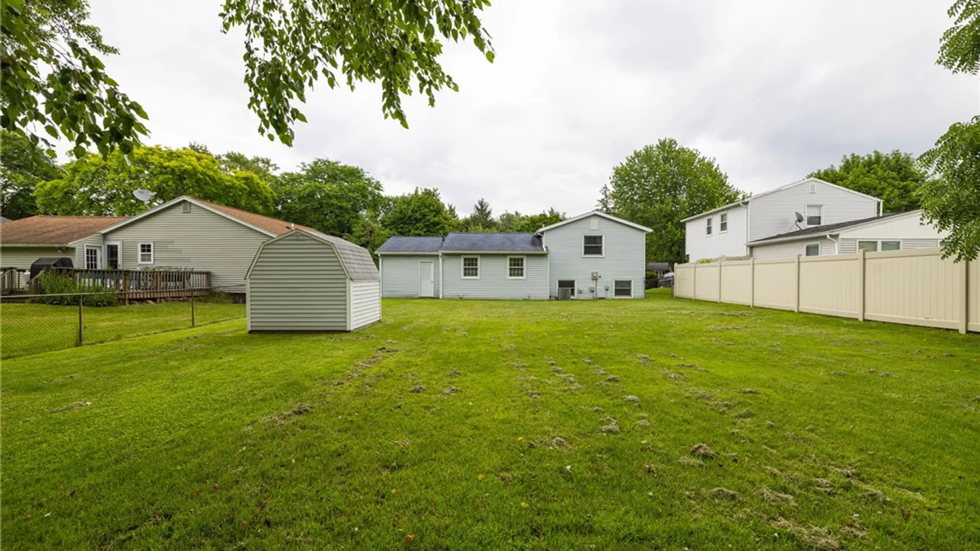 Property at 7 Village Trail, Ogden, NY 14559 24