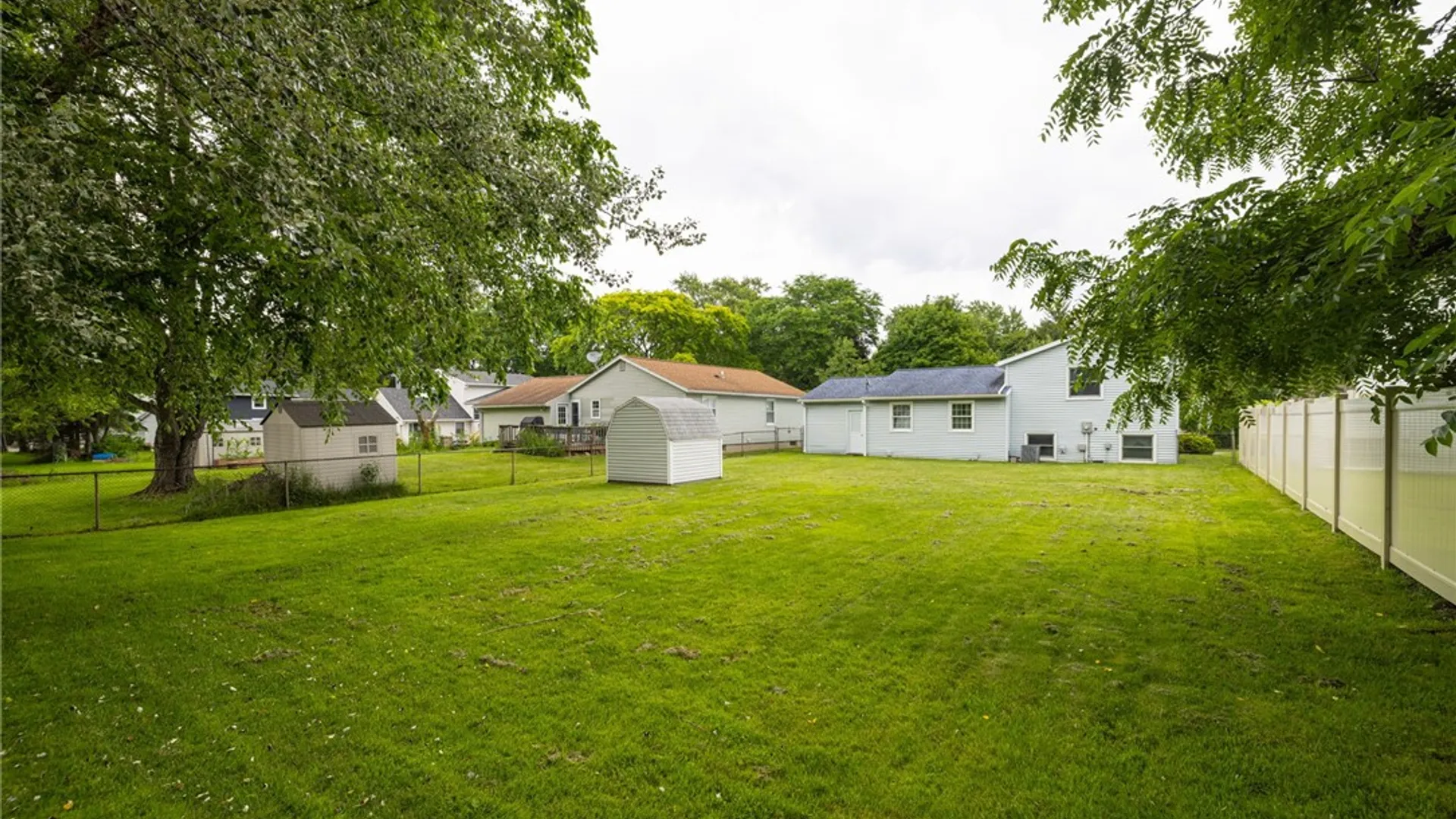 Property at 7 Village Trail, Ogden, NY 14559 25