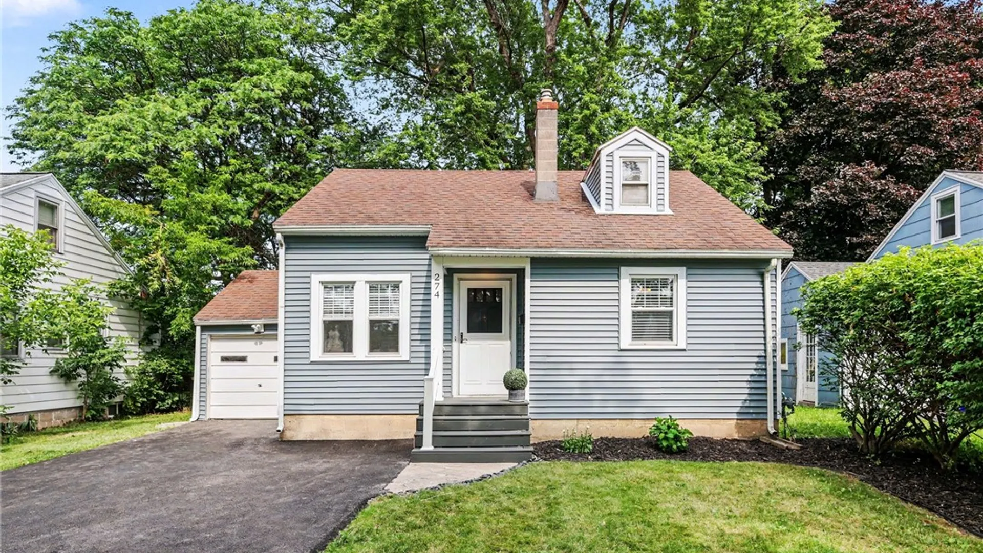 Property at 274 Newton Rd, Greece, NY 14626 3