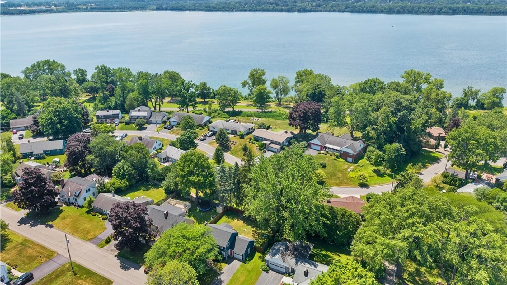 Property at 117 Iroquois Lane, Salina, NY 13088 37