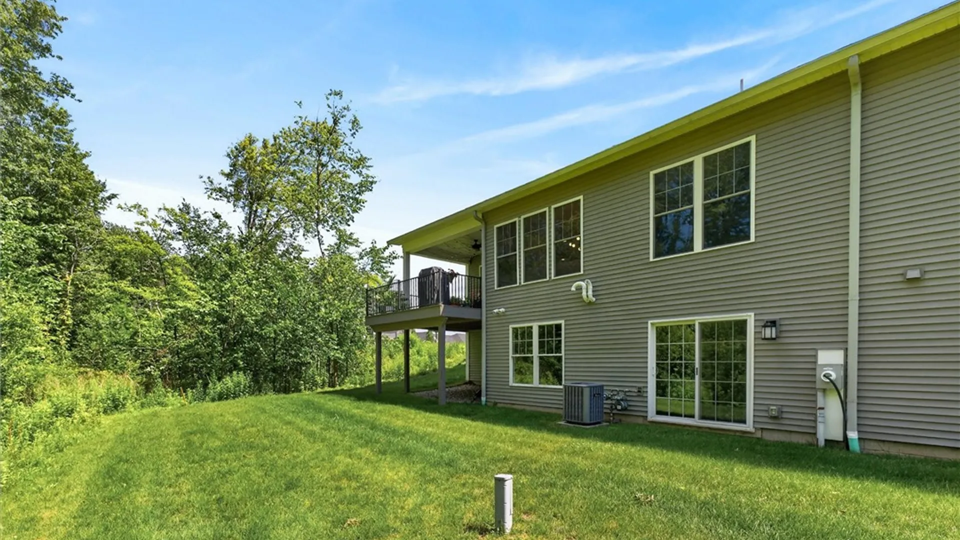 Property at 933 Pathway Lane, Webster, NY 14580 46