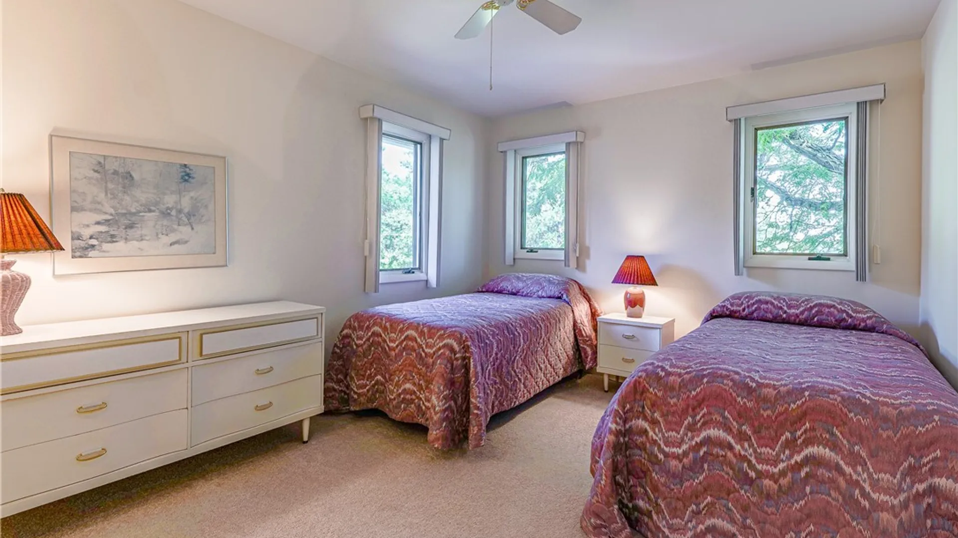 Property at 20 Greenwood Park, Pittsford, NY 14534 25