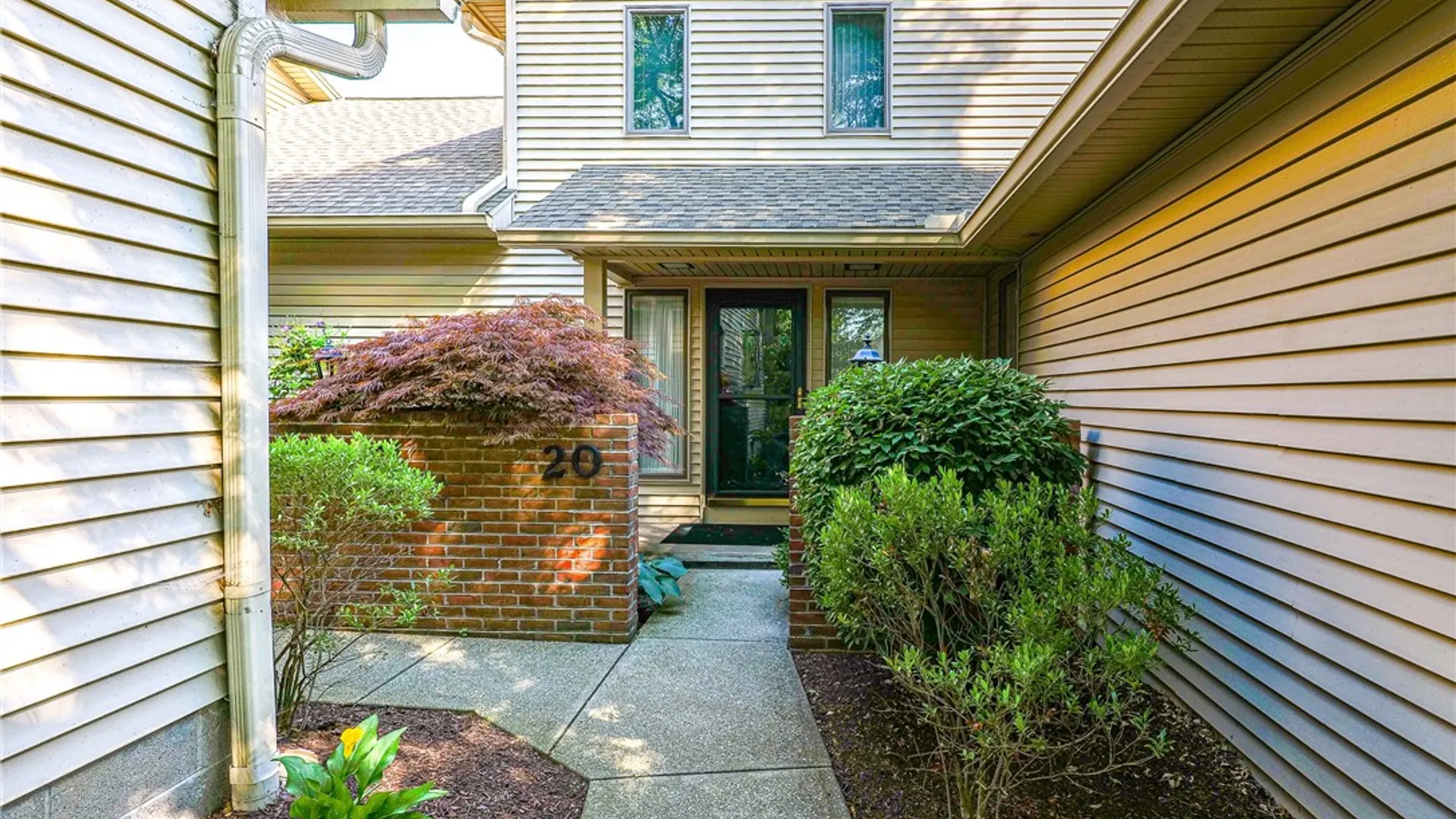 Property at 20 Greenwood Park, Pittsford, NY 14534 3