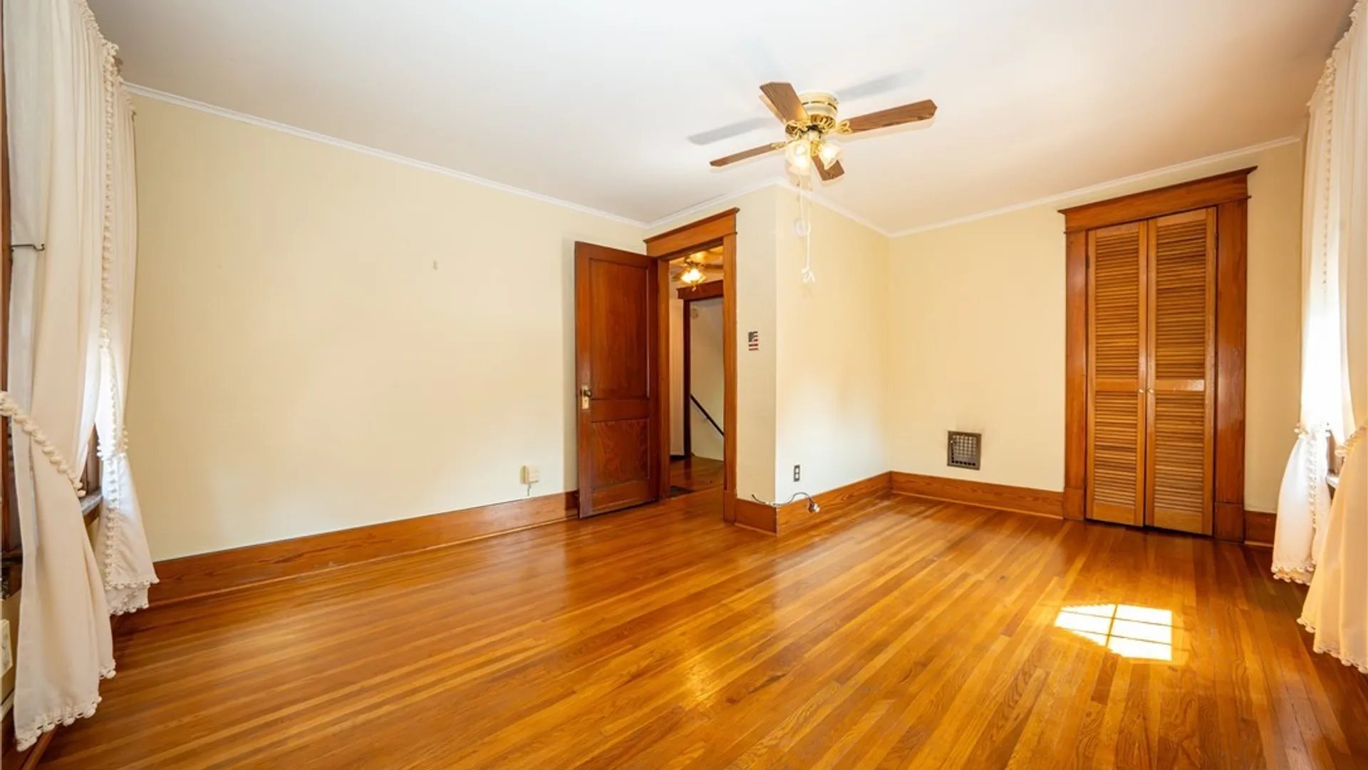 Property at 49 Edgewood Avenue, Buffalo, NY 14220 16