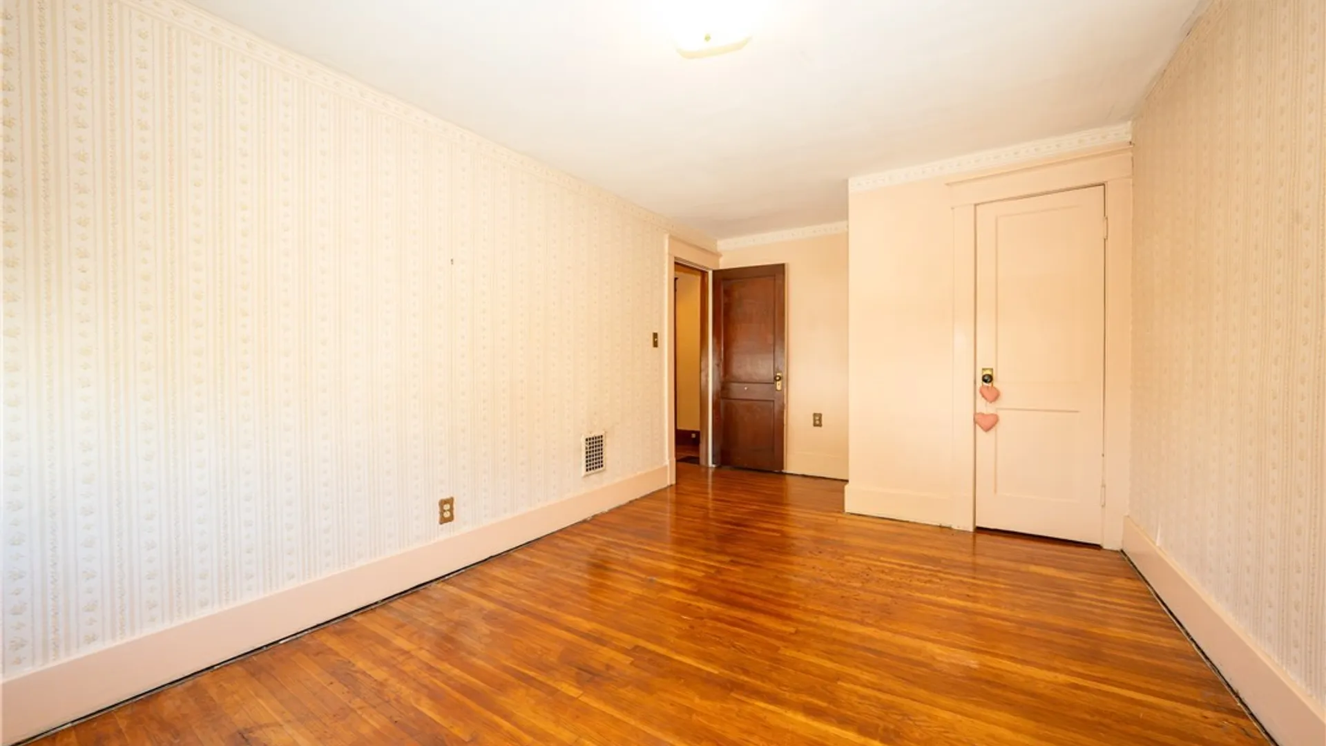 Property at 49 Edgewood Avenue, Buffalo, NY 14220 20