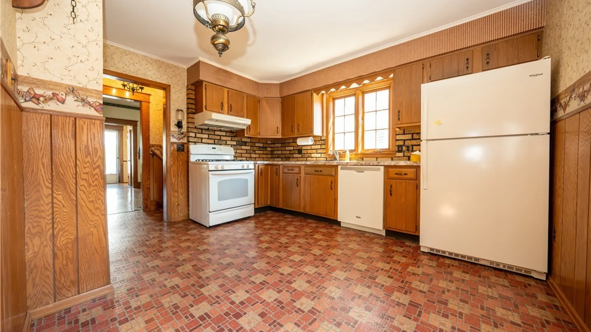 Property at 49 Edgewood Avenue, Buffalo, NY 14220 4