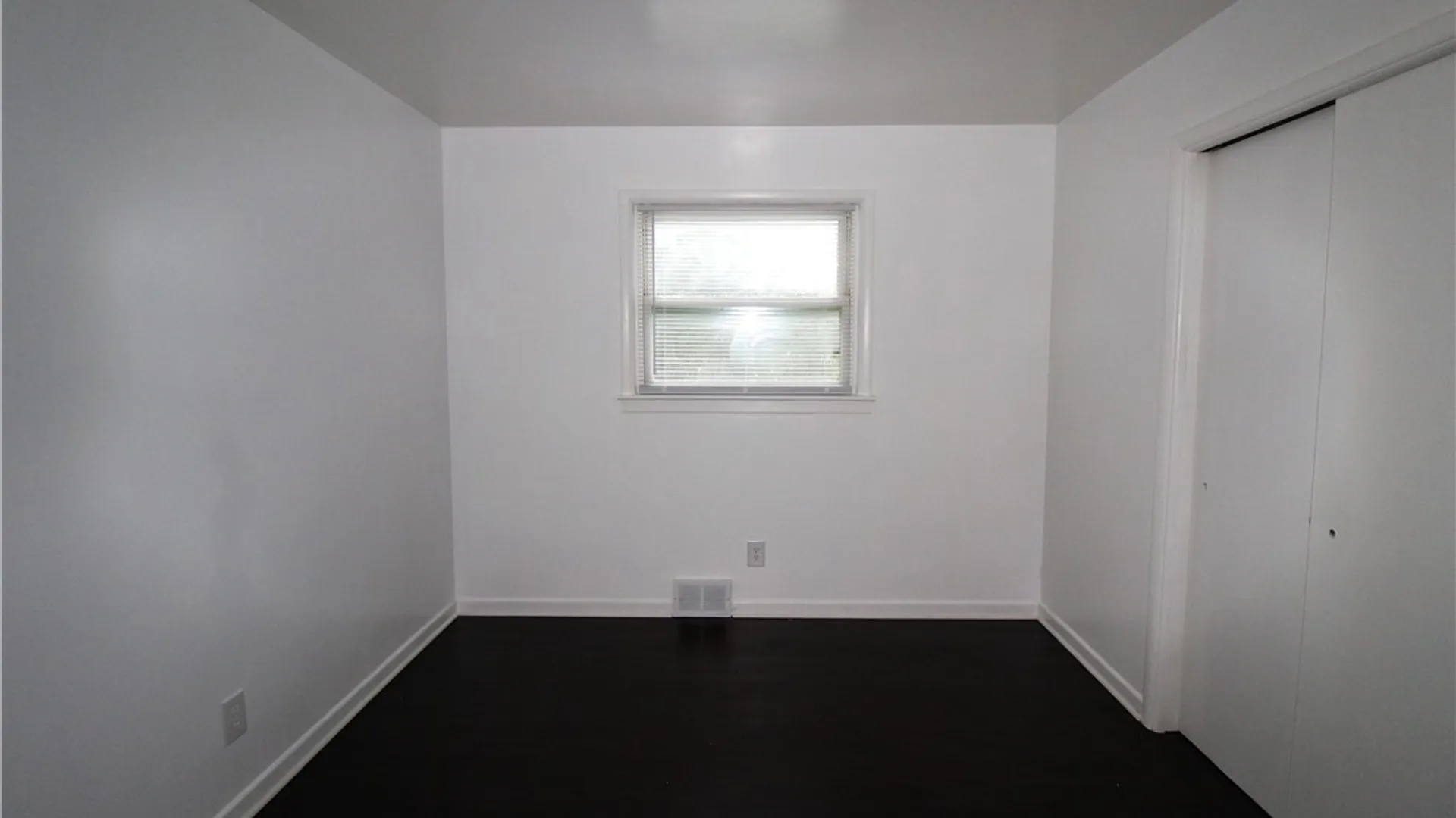 Property at 24 Forest Road, New Hartford, NY 13413 15