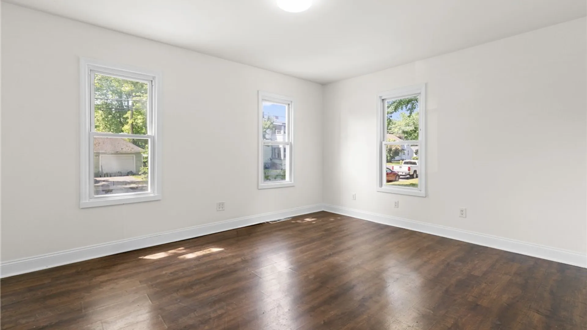Property at 303 E Ellis Street, DeWitt, NY 13057 20