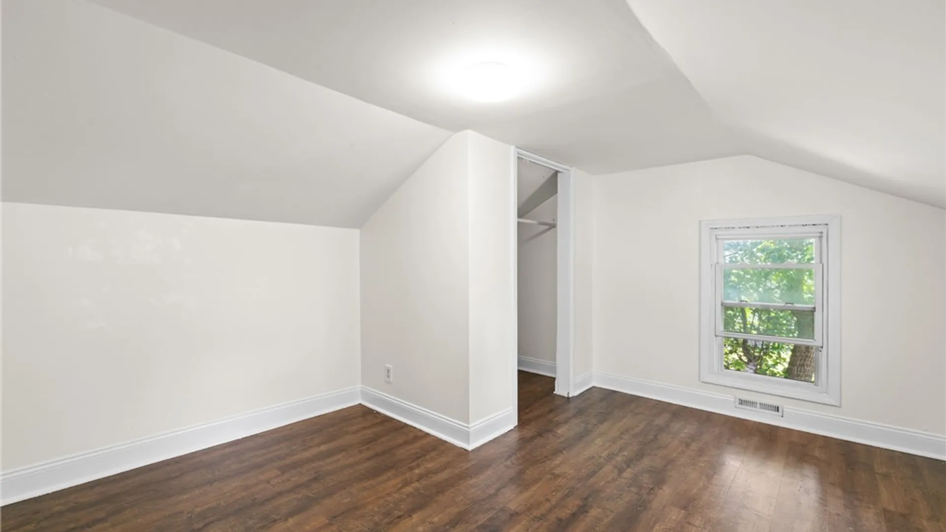 Property at 303 E Ellis Street, DeWitt, NY 13057 30