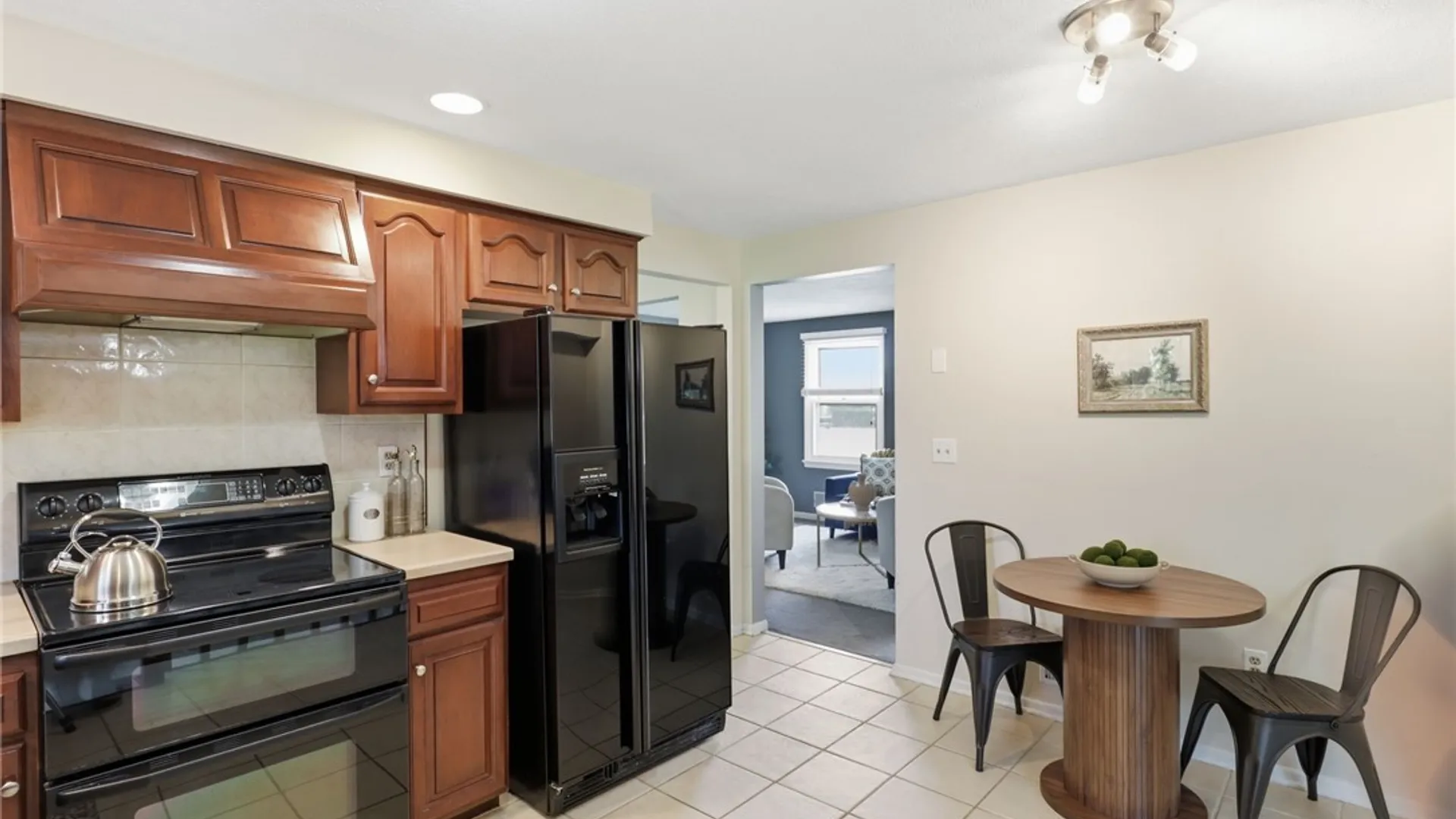 Property at 2 Casimir Circle, Irondequoit, NY 14617 13