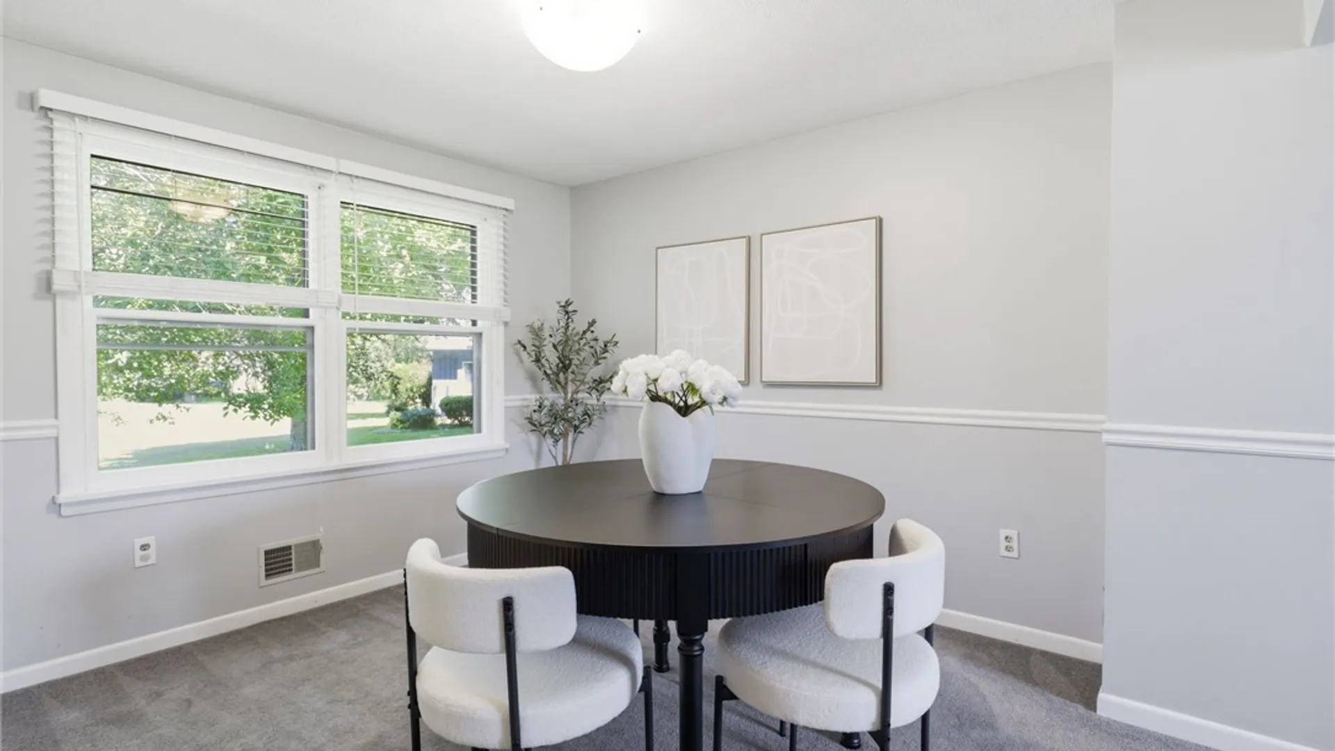 Property at 2 Casimir Circle, Irondequoit, NY 14617 16
