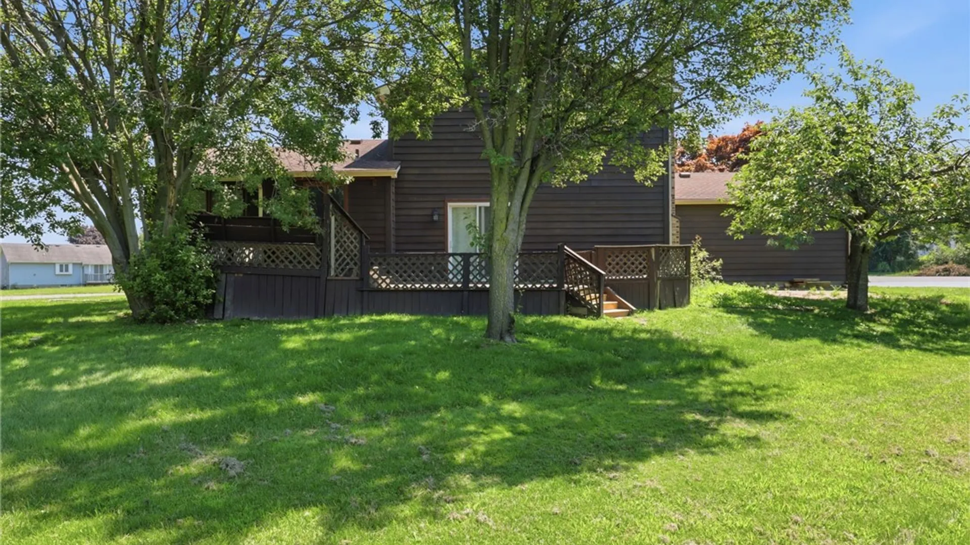 Property at 2 Casimir Circle, Irondequoit, NY 14617 35