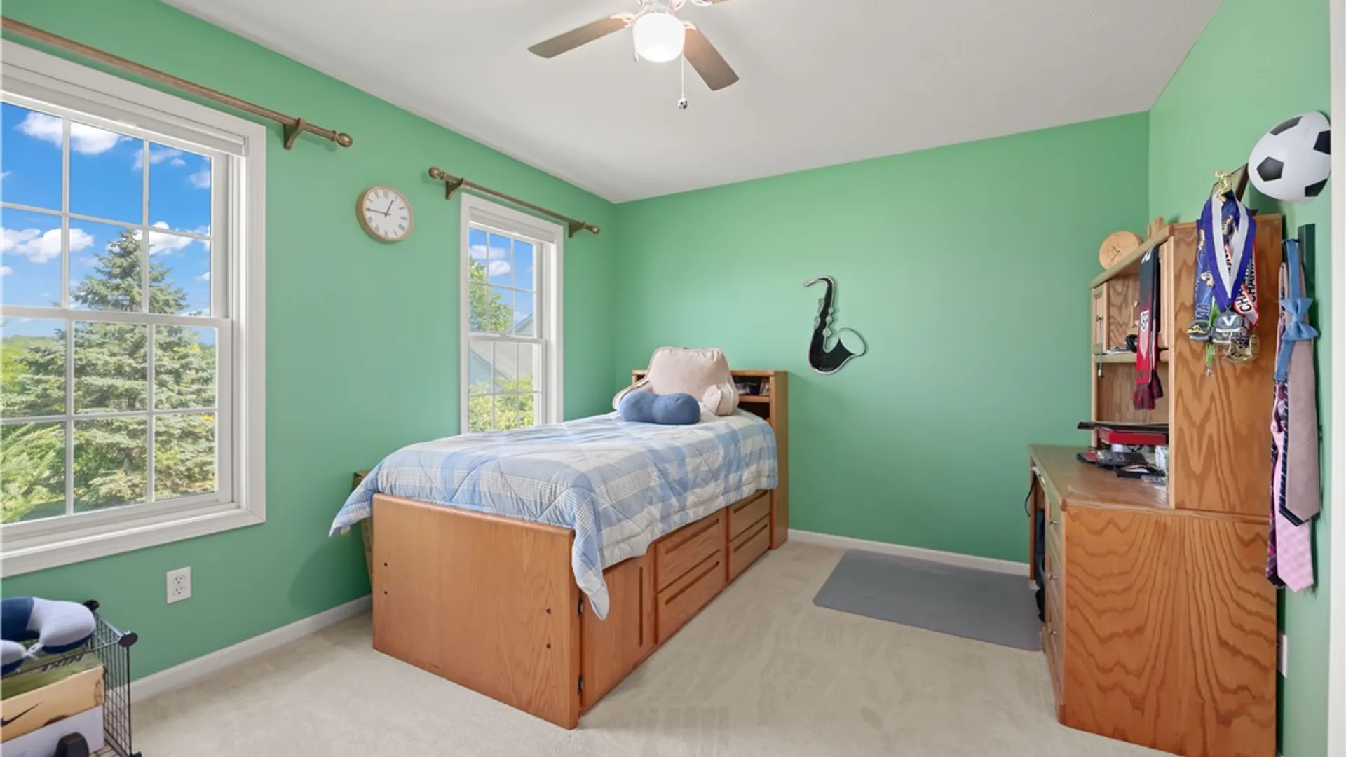 Property at 11 Lanaray Park, Perinton, NY 14450 39