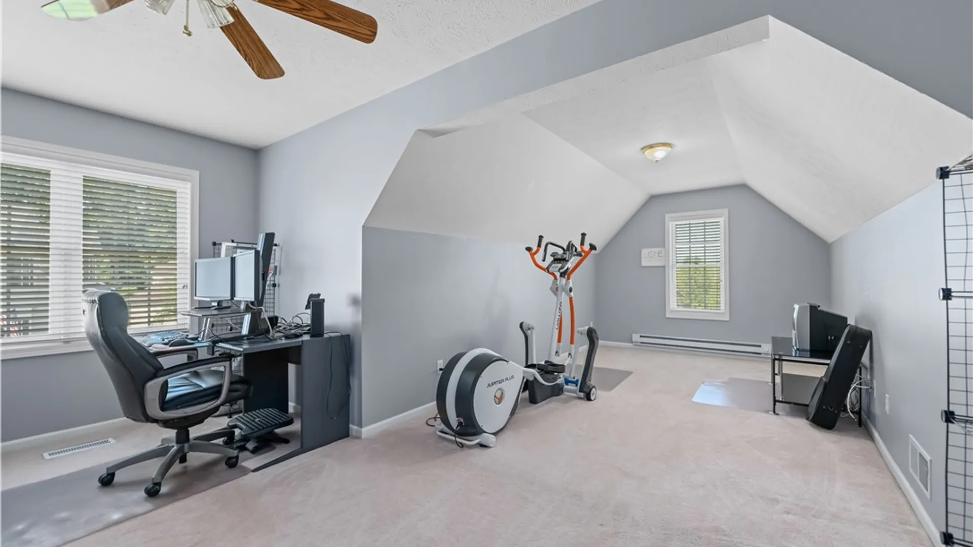 Property at 11 Lanaray Park, Perinton, NY 14450 43
