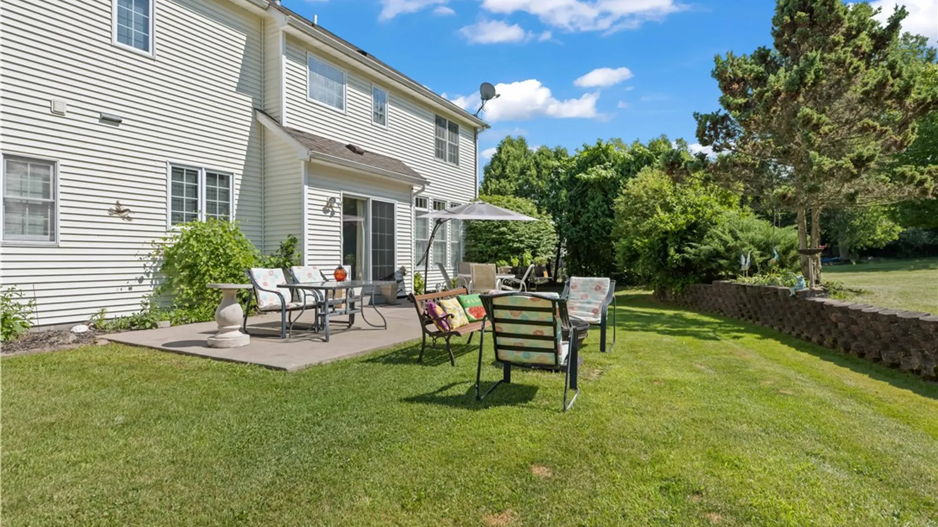 Property at 11 Lanaray Park, Perinton, NY 14450 7