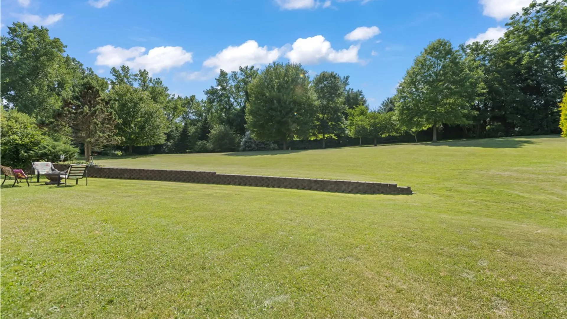 Property at 11 Lanaray Park, Perinton, NY 14450 8