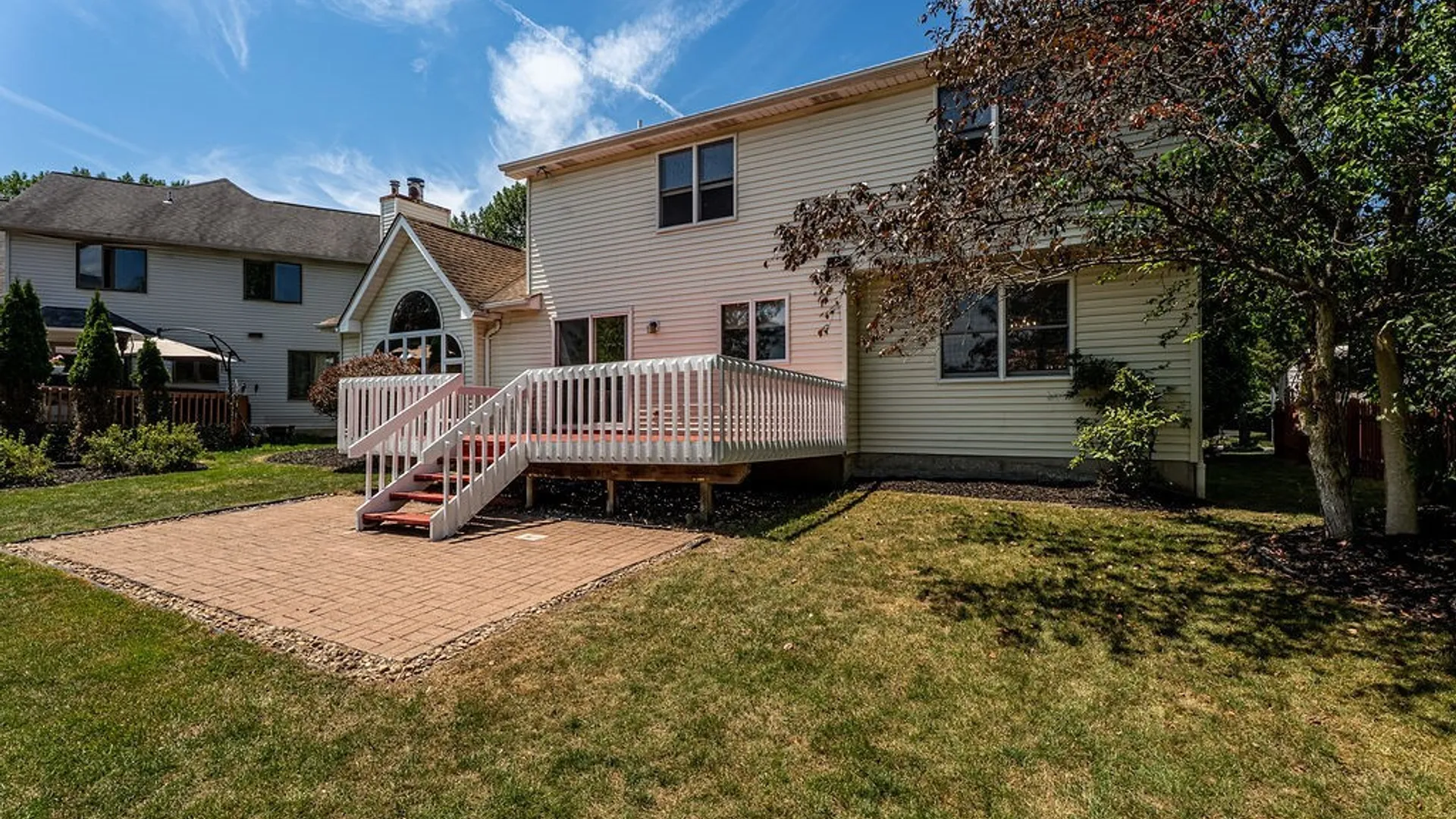 Property at 2 Meadow Spring Court, Amherst, NY 14051 35