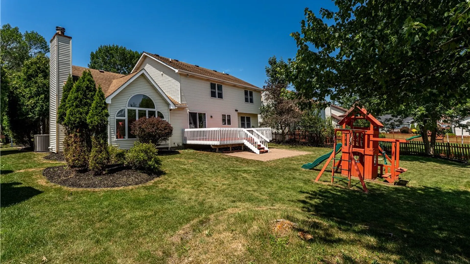 Property at 2 Meadow Spring Court, Amherst, NY 14051 40