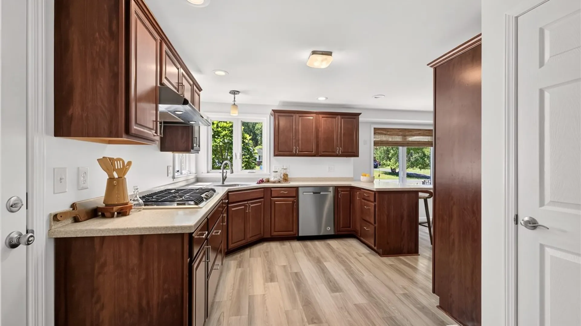 Property at 490 Van Voorhis Avenue, Irondequoit, NY 14617 18