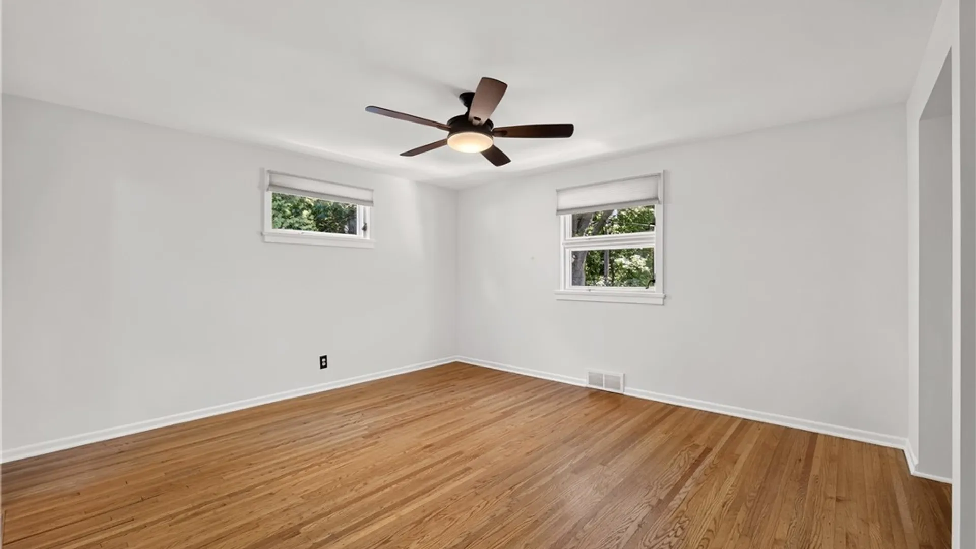 Property at 490 Van Voorhis Avenue, Irondequoit, NY 14617 32