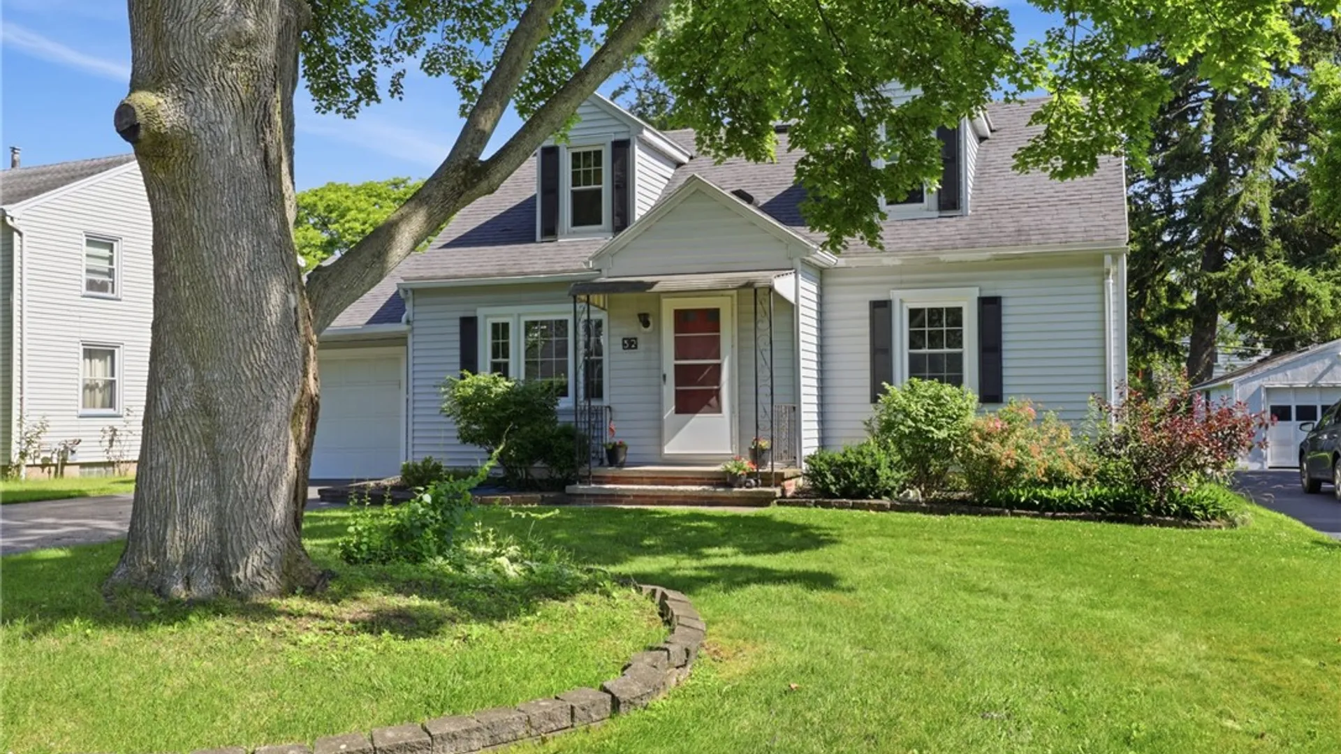 Property at 32 Traymore Road, Irondequoit, NY 14609 3